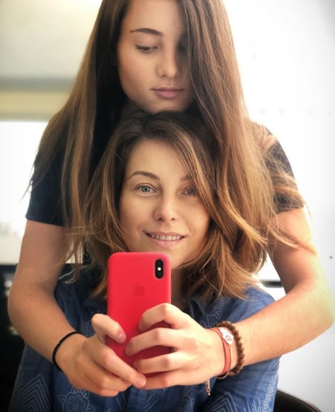 Matka i córka na wspólnej fotografii. Prawda, że jak siostry? / fot. Instagram