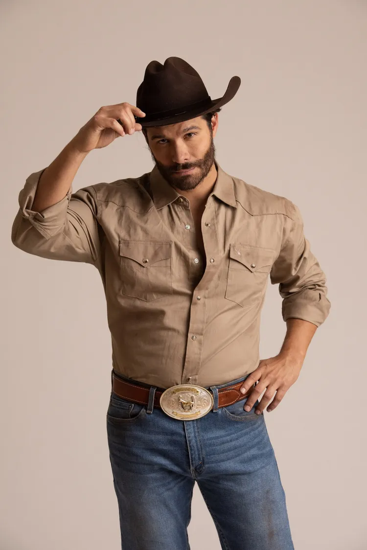 Brandon Peniche gra Genaro w telenoweli „Doménica Montero” / fot. Televisa