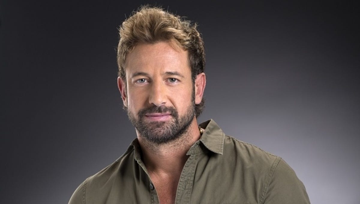 Gabriel Soto niedawno zszedł z planu przebojowej telenoweli "Soltero con hijas", a już za chwilę zagra kolejną główną rolę / fot. Televisa