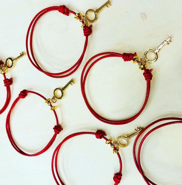 Pulsera Roja Llave