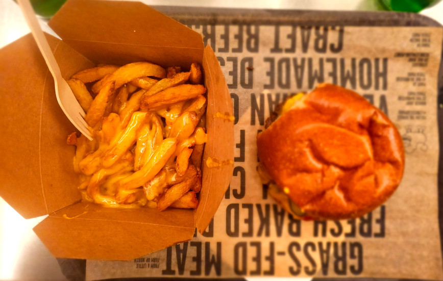 Le Ruisseau / Burger Joint, Paris, Fransa. Le Ruisseau / Burger Joint, Paris, France.