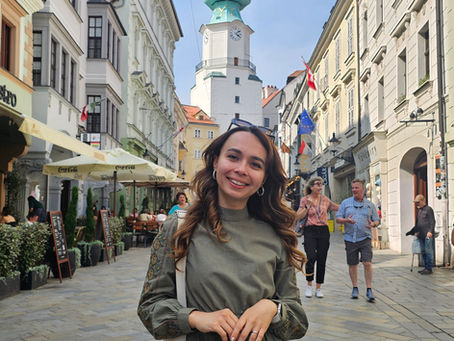 BRATİSLAVA, SLOVAKYA: EN KISA AVRUPA ŞEHRİ TURU