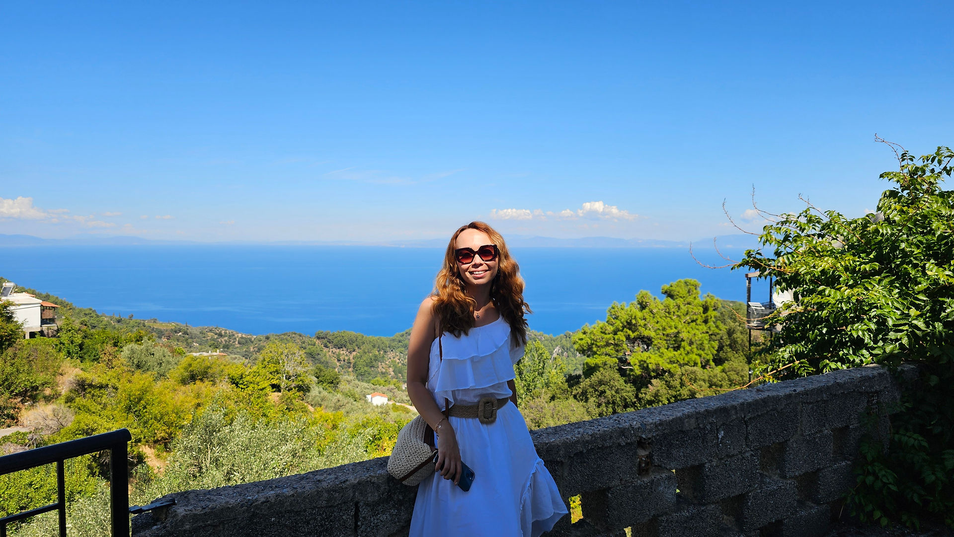 Manolates köyü, Samos