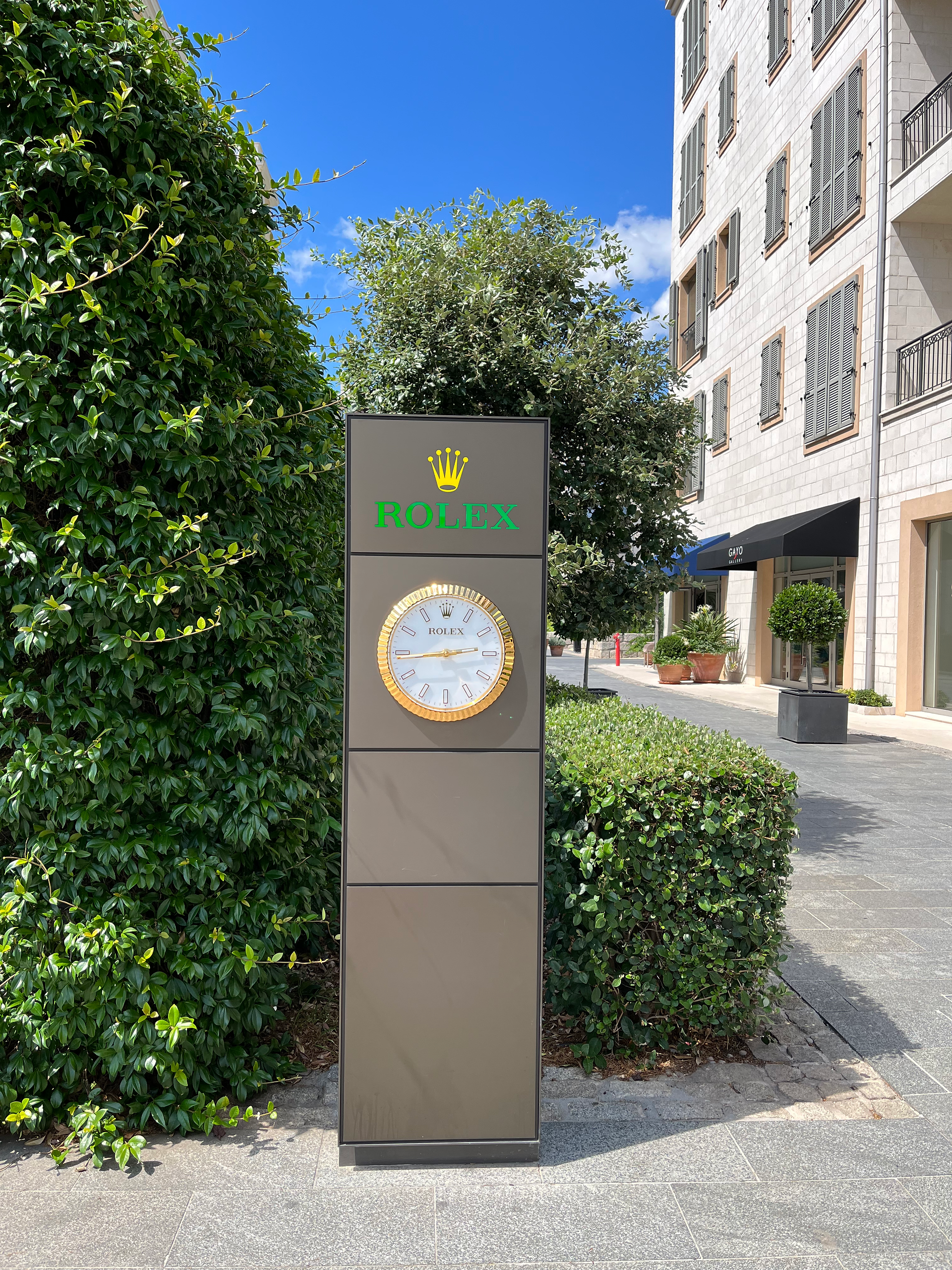 Porto Montenegro, lüks mega-yat marinasında Rolex saat