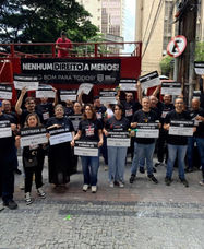 Servidores do Ministério Público protestam contra estagnação e perda de direitos