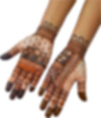 contrasting mehndi on both hand palm and wrist