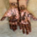 women and peacock mehndi