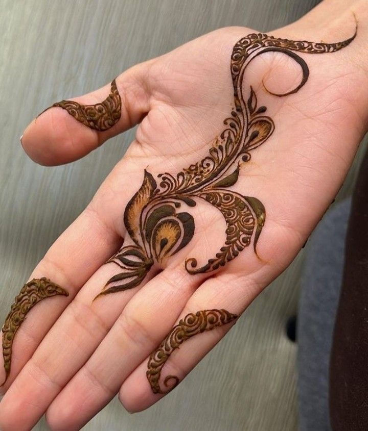 mehndi art