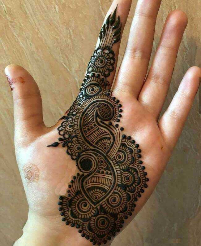 paisley centre design with flowers on left hand