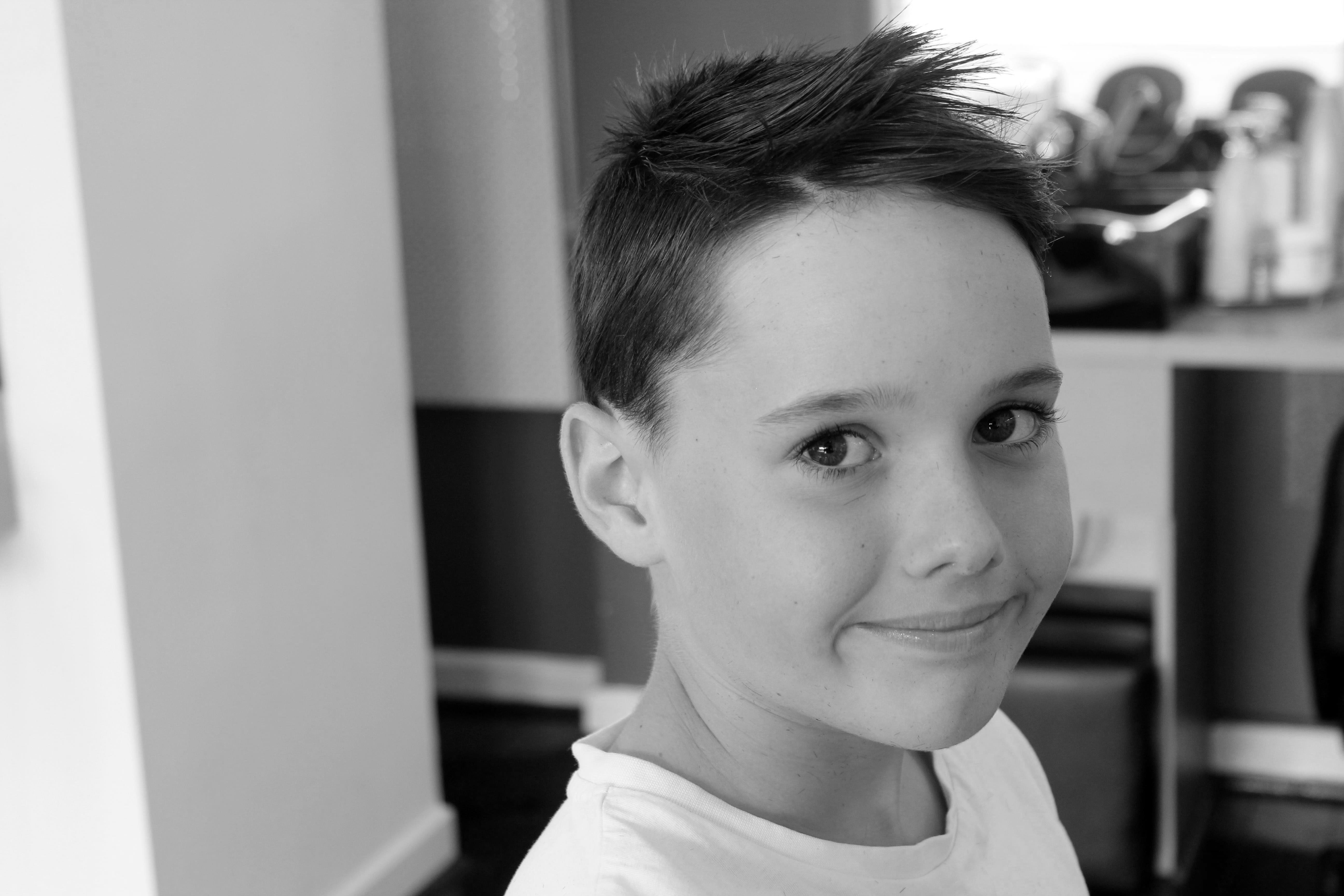 HOME nileshairandcare