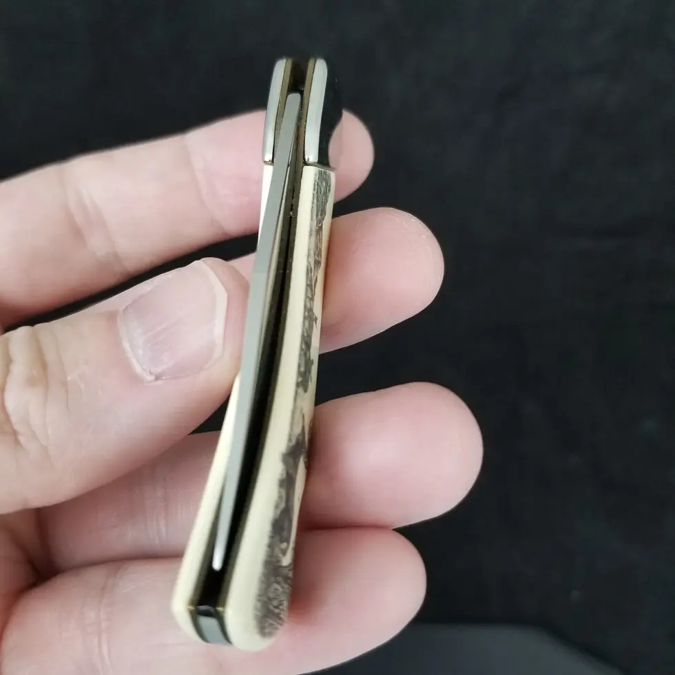 Thumbnail: Barlow pocket knife