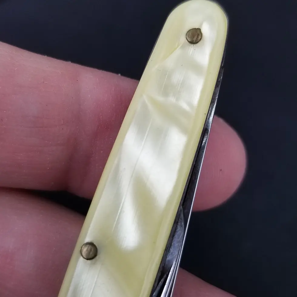 Thumbnail: Mystery B&O Railroad pocket knife