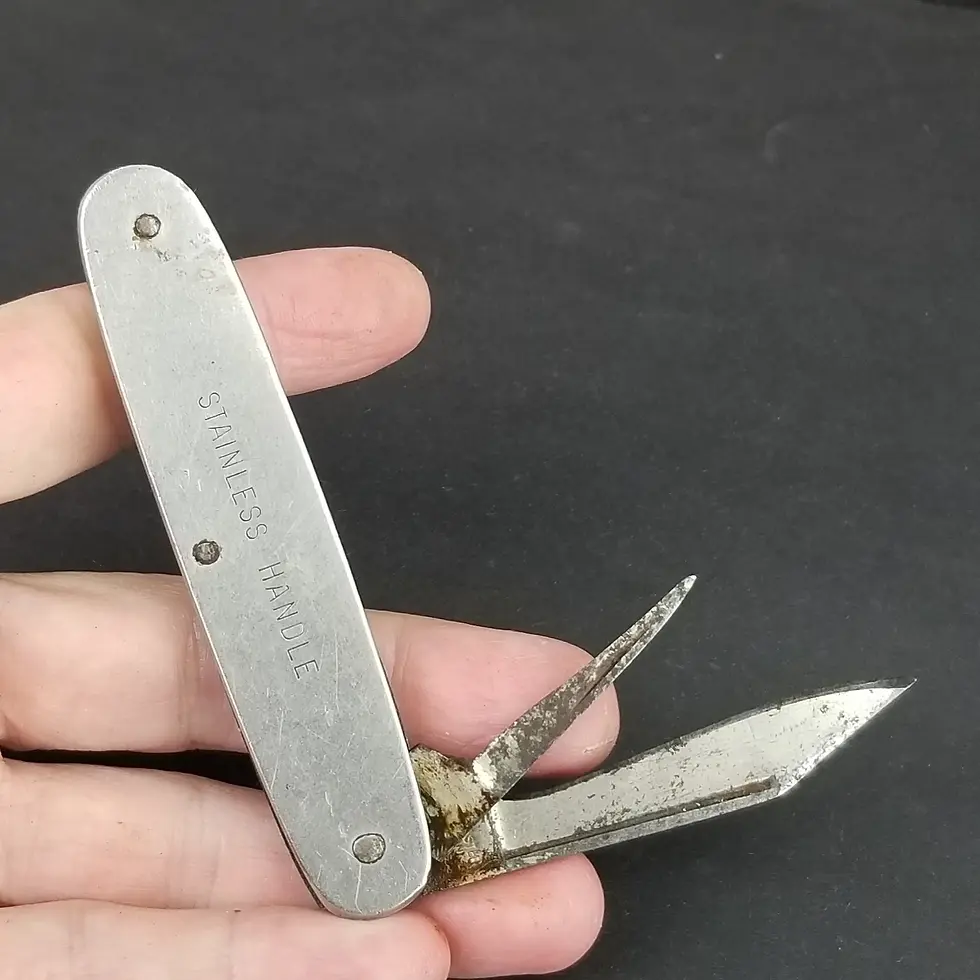 Thumbnail: Bargain pocket knife lot x3