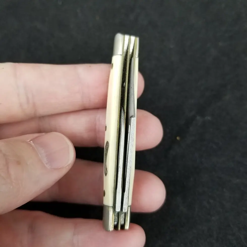 Thumbnail: Imperial Frontier trapper pocket knife