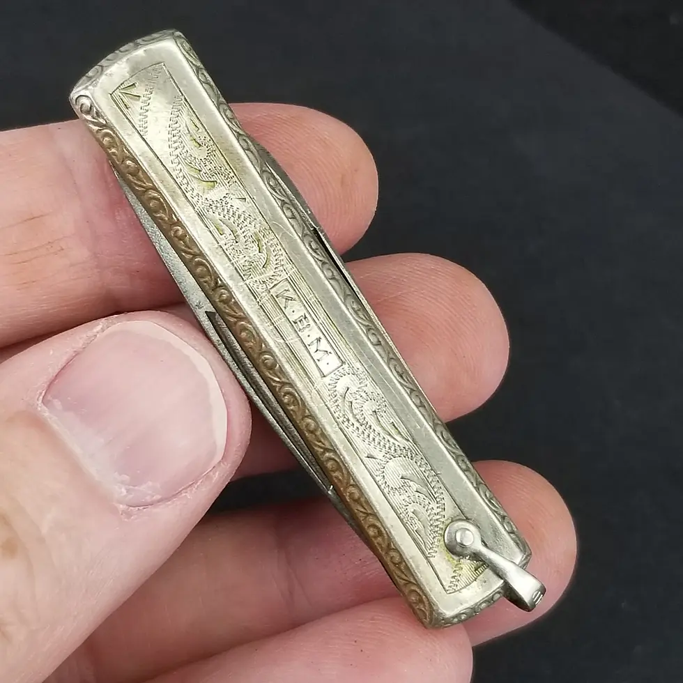 Thumbnail: Dunn Bros. pocket knife
