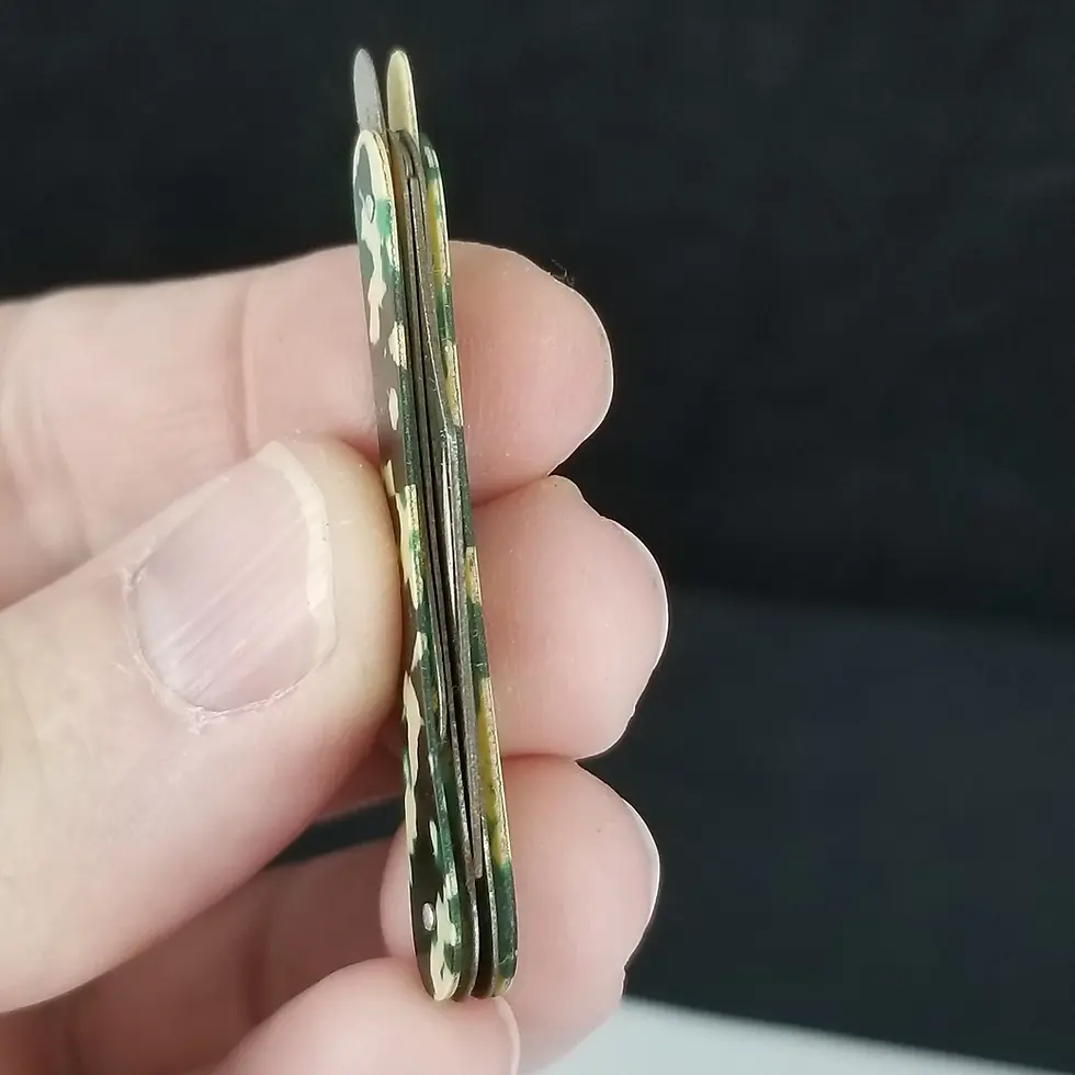 Thumbnail: Mystery pocket knife
