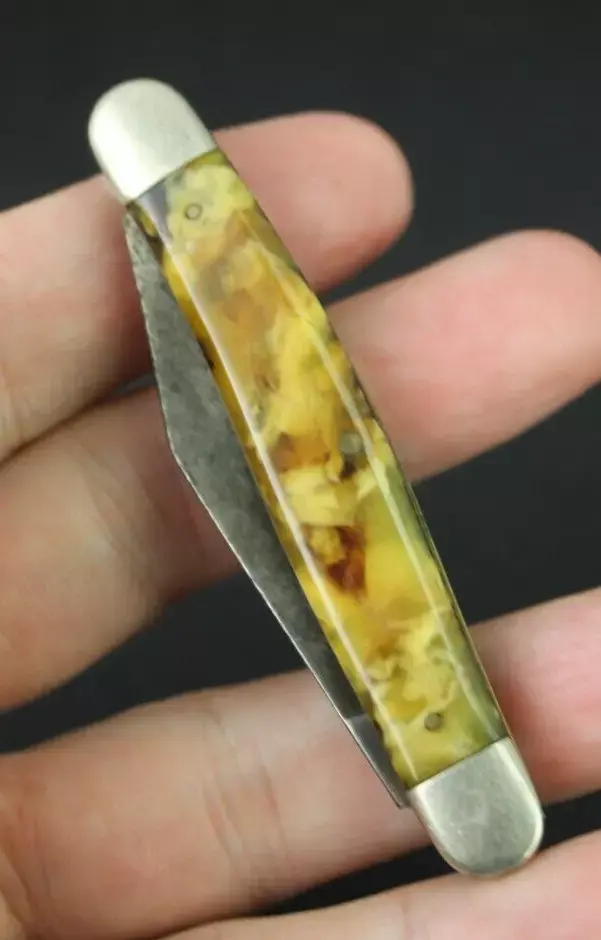 Thumbnail: Camco 523 pocket knife