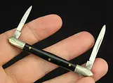 Mystery knife