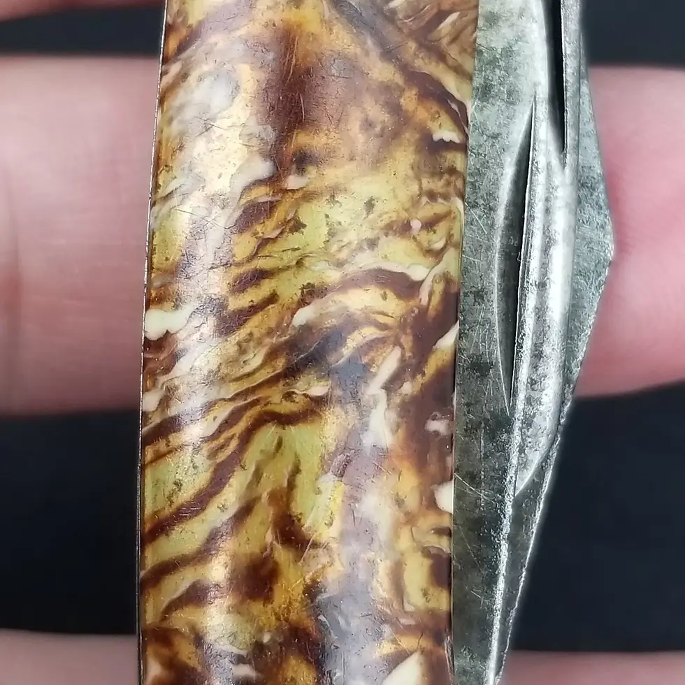 Thumbnail: Hammer Brand pocket knife 1945-1955