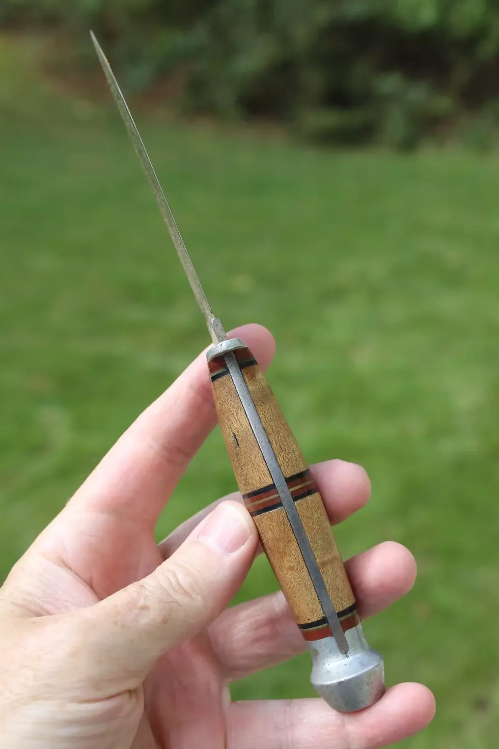 Thumbnail: West-Cut fixed blade knife