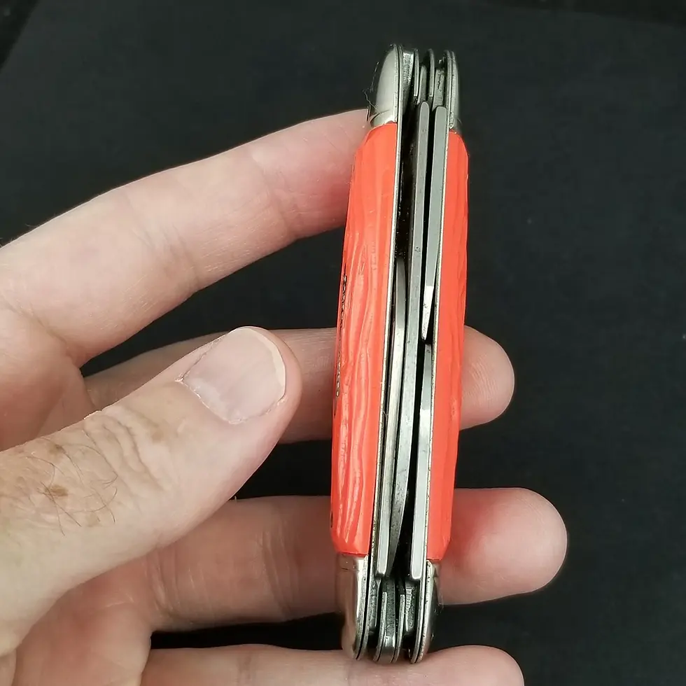 Thumbnail: Colonial "Forest Master" pocket knife