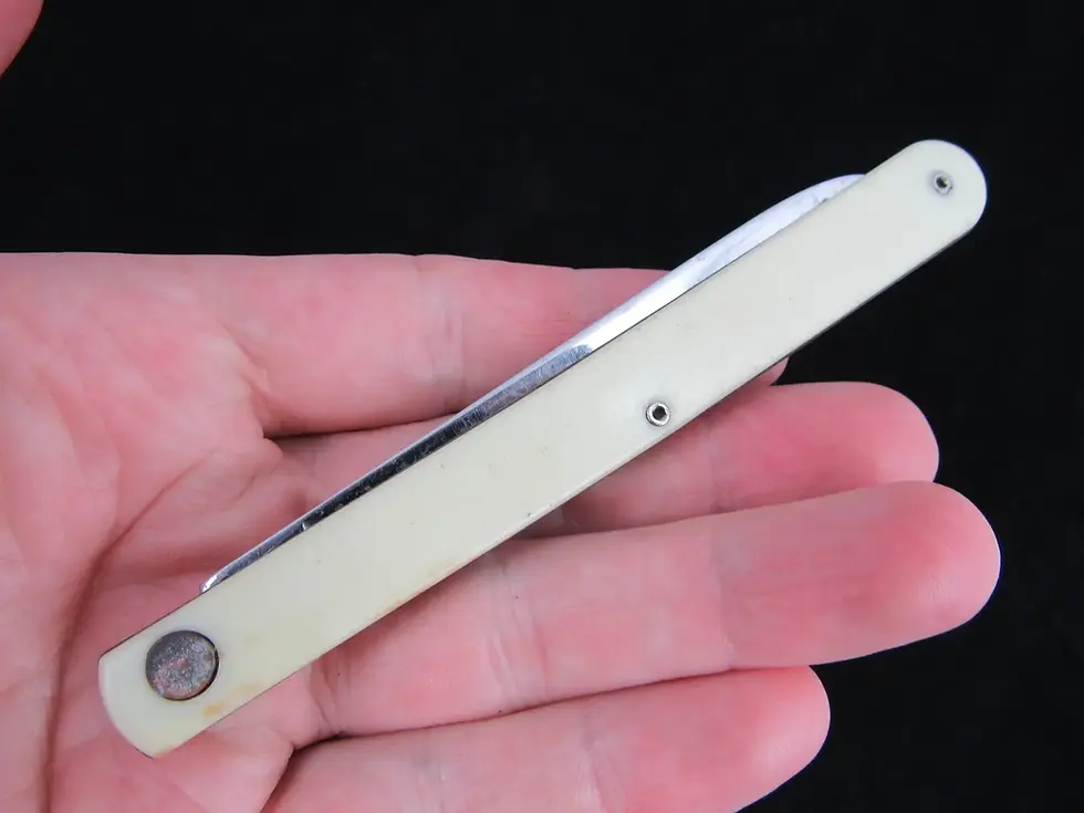 Thumbnail: Colonial pocket knife 1960's