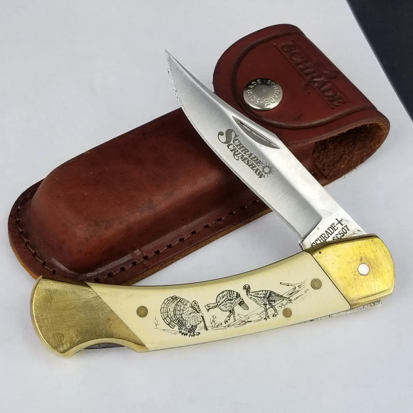 Schrade SC507 pocket knife