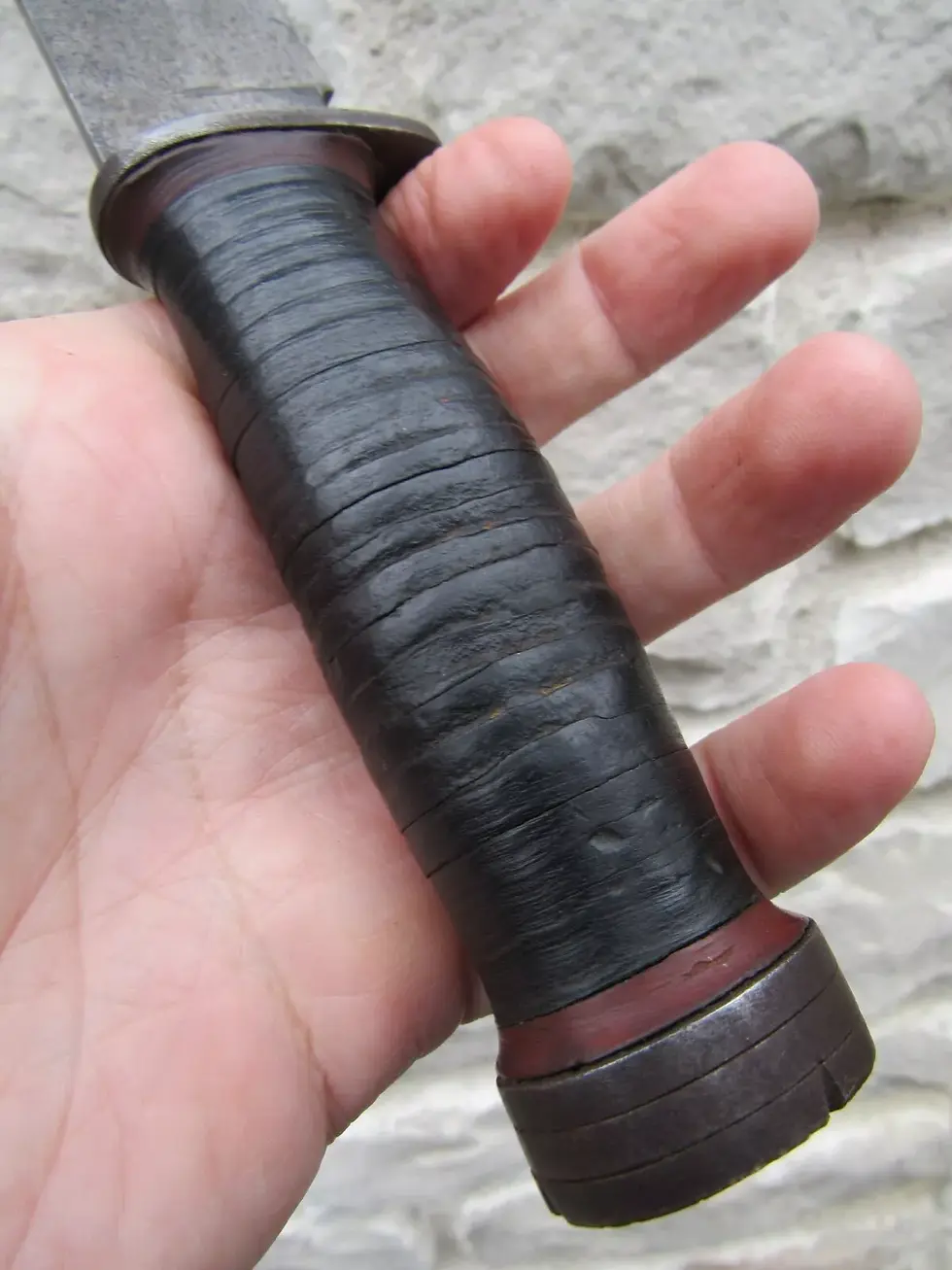 Thumbnail: Cattaraugus 225Q fixed blade knife