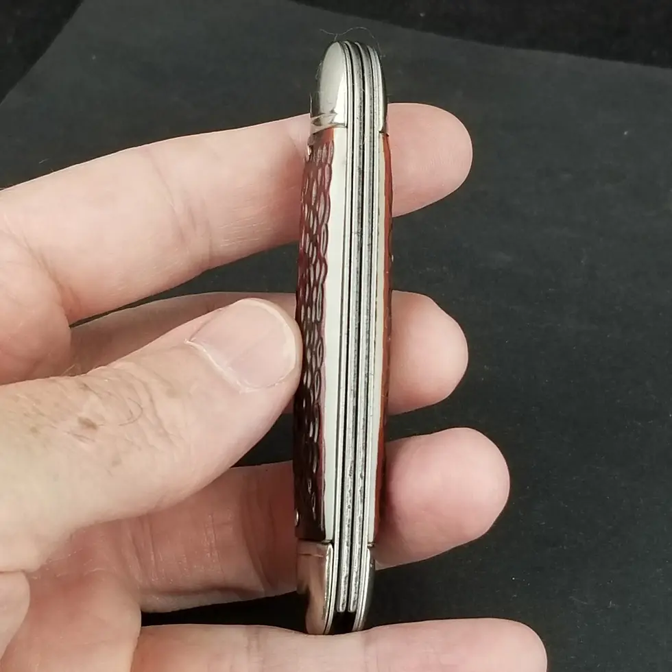 Thumbnail: Mystery pocket knife