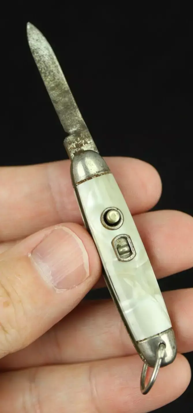 Thumbnail: Imperial pocket knife