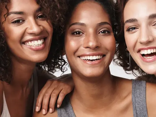 NEW Plexr Shower Glass Lift: The Future of Non-Invasive Plasma Facials