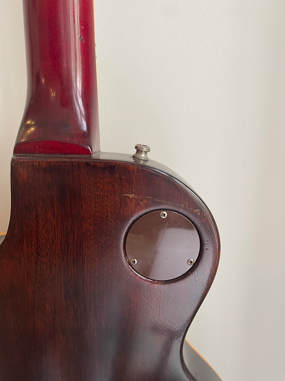 Miniature : Gibson Les Paul Deluxe – 1976 Wine Red