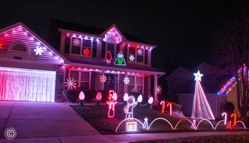 Look at the Govee lights and other props that are put to good design in this Christmas music display.