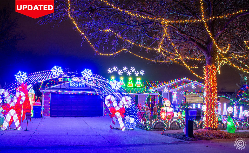 A huge Christmas display in Oakville with tunnels of lights everywhere!