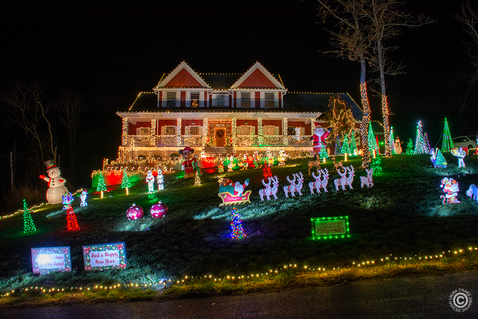 Incredible Christmas lights in Festus Missouri that engulf this house and yard.