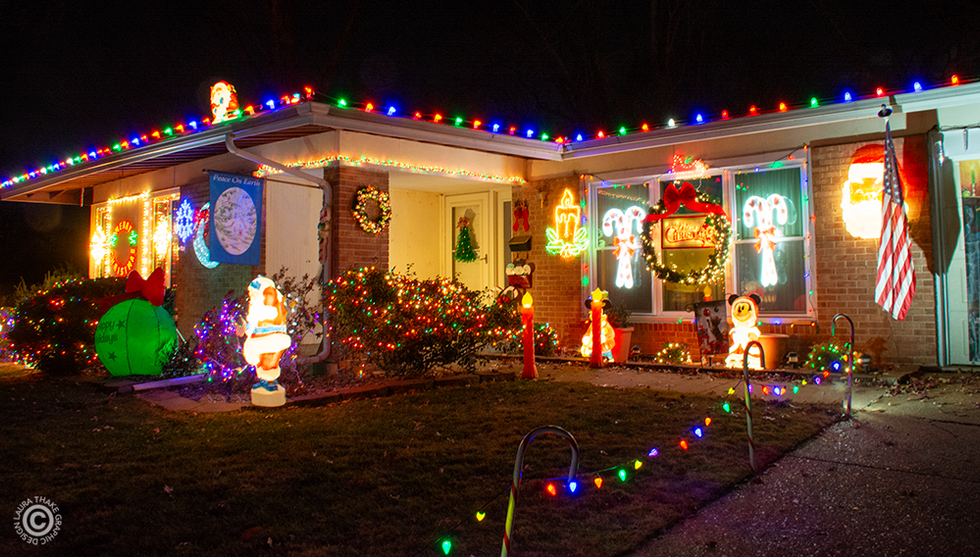 Christmas lights near me in Florissant MO.