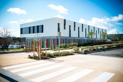 Bureaux et ateliers, pôle d'activités Irène Joliot Curie(17)