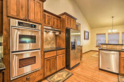 Kitchen of Long Dr 2