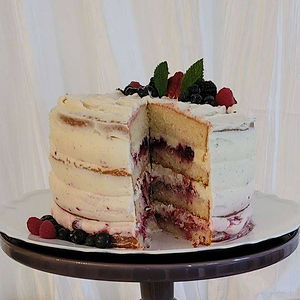 Vanilla Almond Berry Chantilly Cake