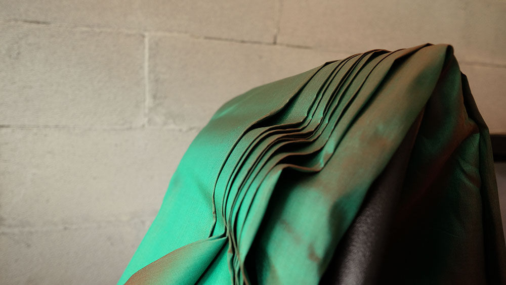 033 Eleanor's Emerald เขียวน้ำตาล  2ply A