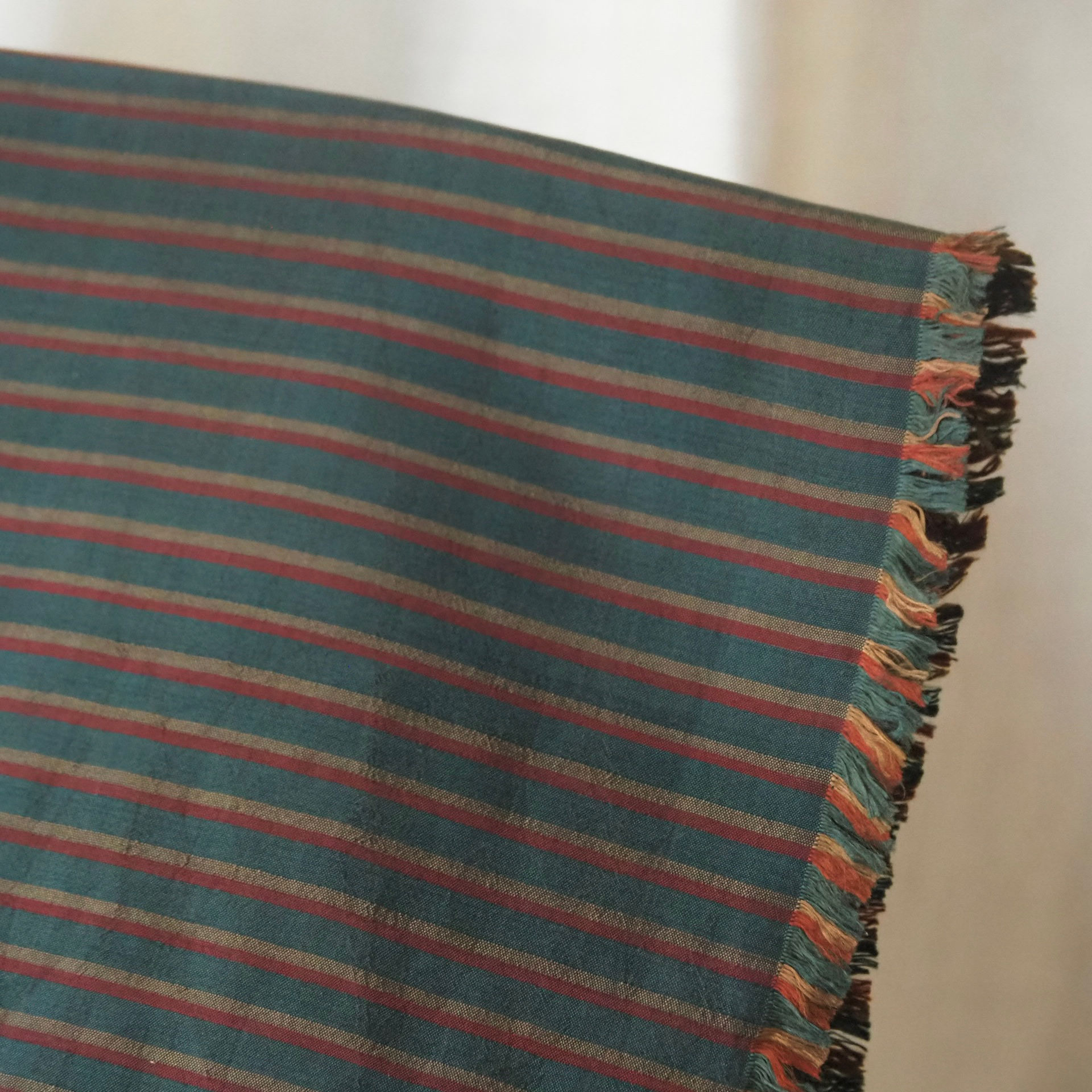 Herbs Garden ผ้าพันคอไหมลายริ้ว