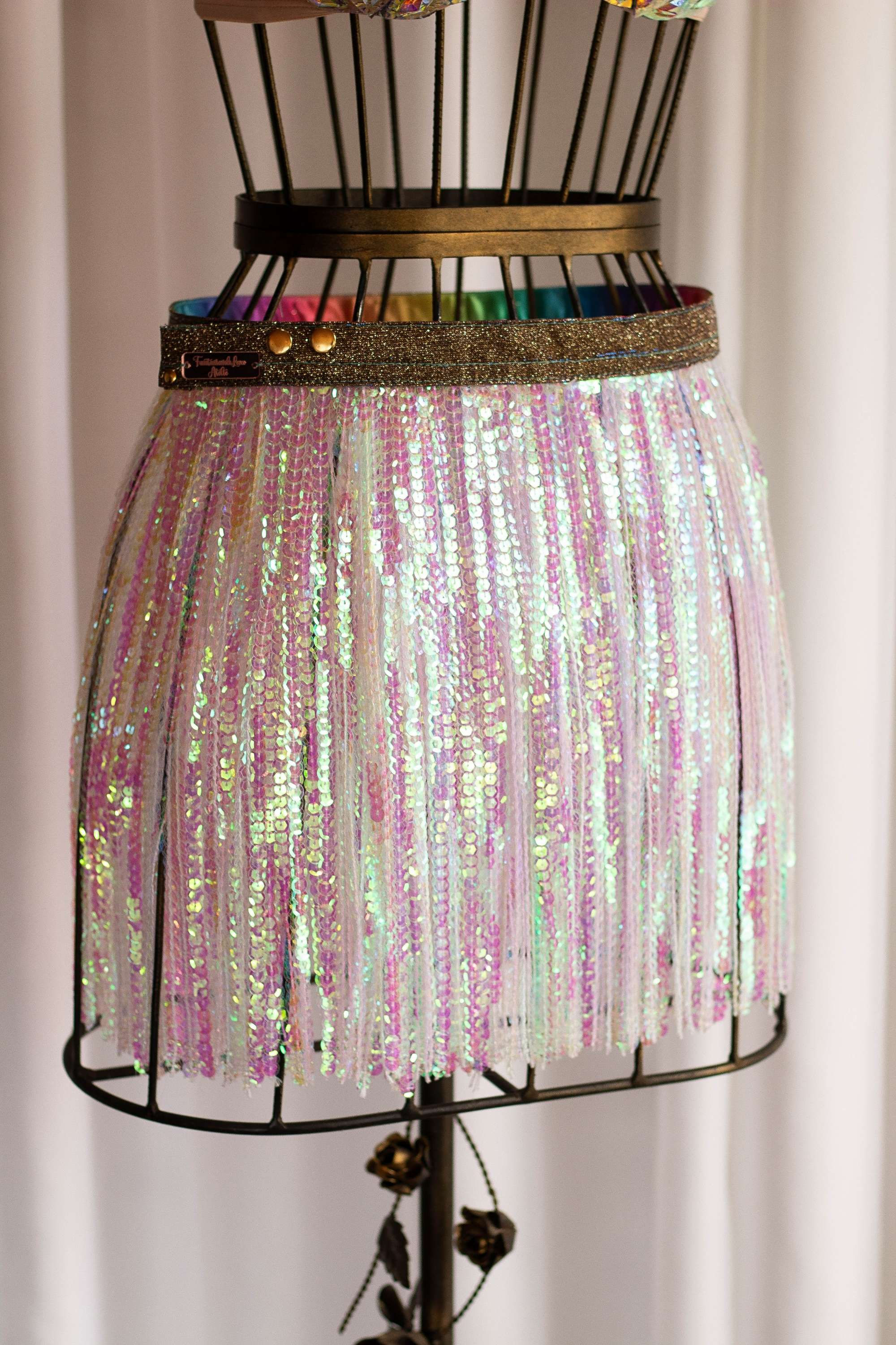 Saia carnaval franjas paetê furta cor festivais camarote baladas