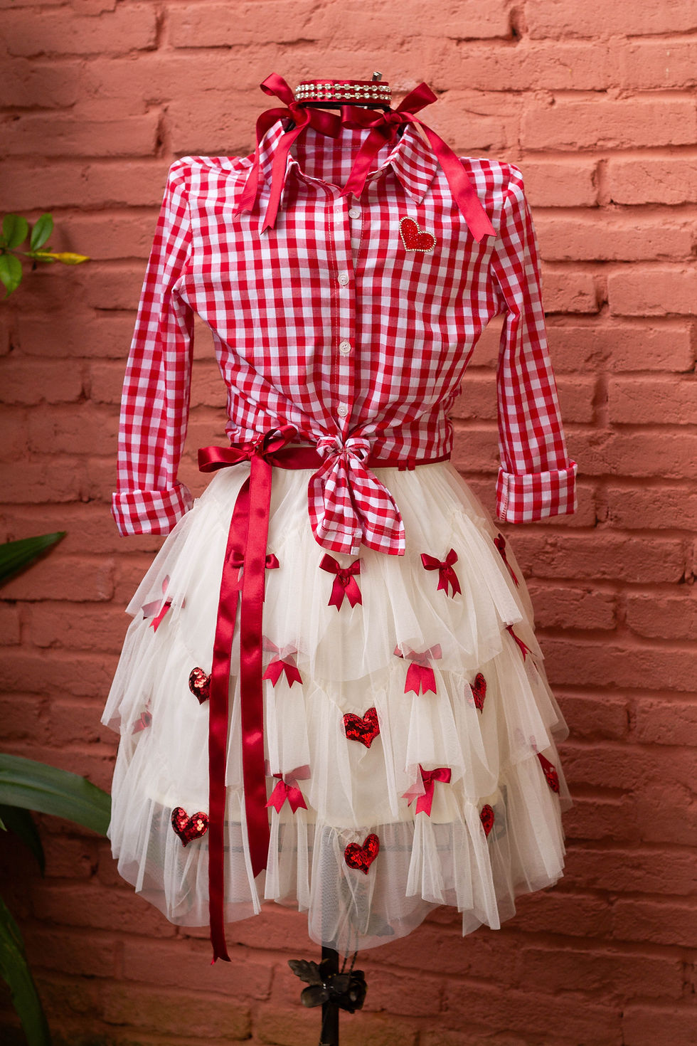 Thumbnail: conjunto de festa junina luxo com saia de tule e camisa xadrez