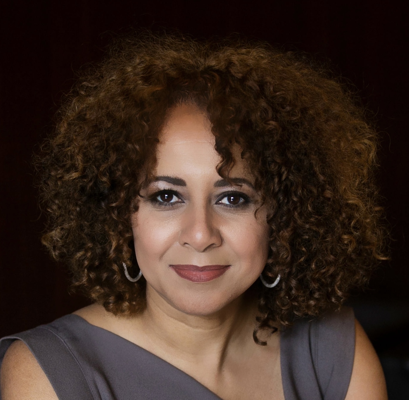 C Pendarvis Headshot.JPG