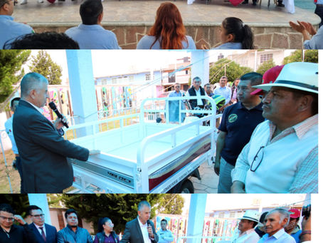 Durante sesión de Cabildo Público Abierto, edil de Acolman entrega equipo a Comité de Agua Potable