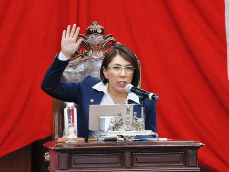 Presentó y festejó iniciativa de reforma a la Ley Orgánica de la Administración Pública del Edoméx