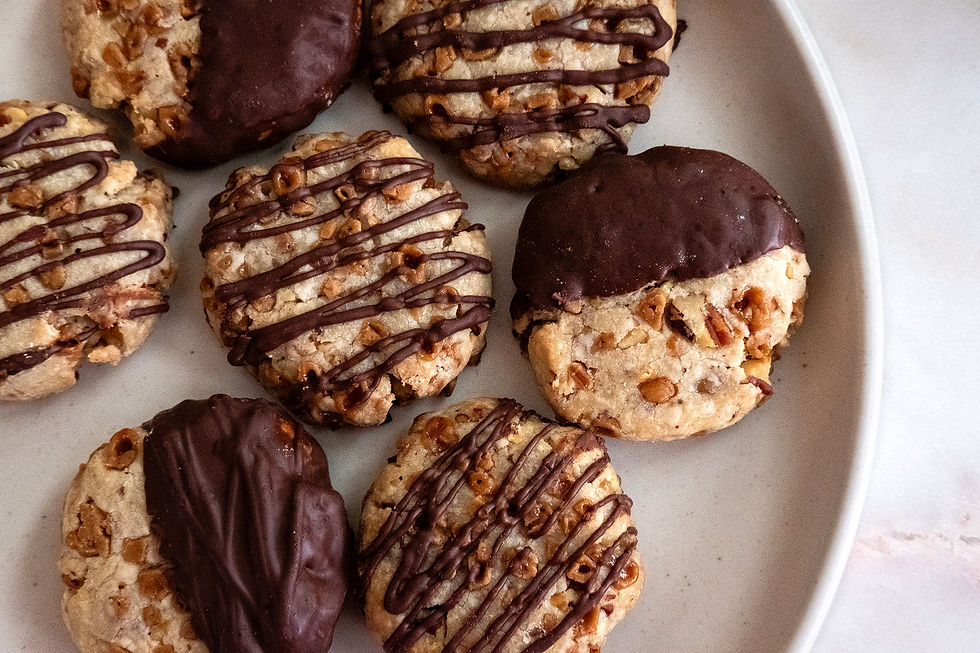 Best Christmas Cookies - Toffee Pecan Shortbread Cookies