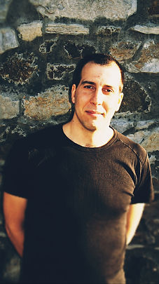 Diplômé en thérapie brève et hypnose ericksonienne