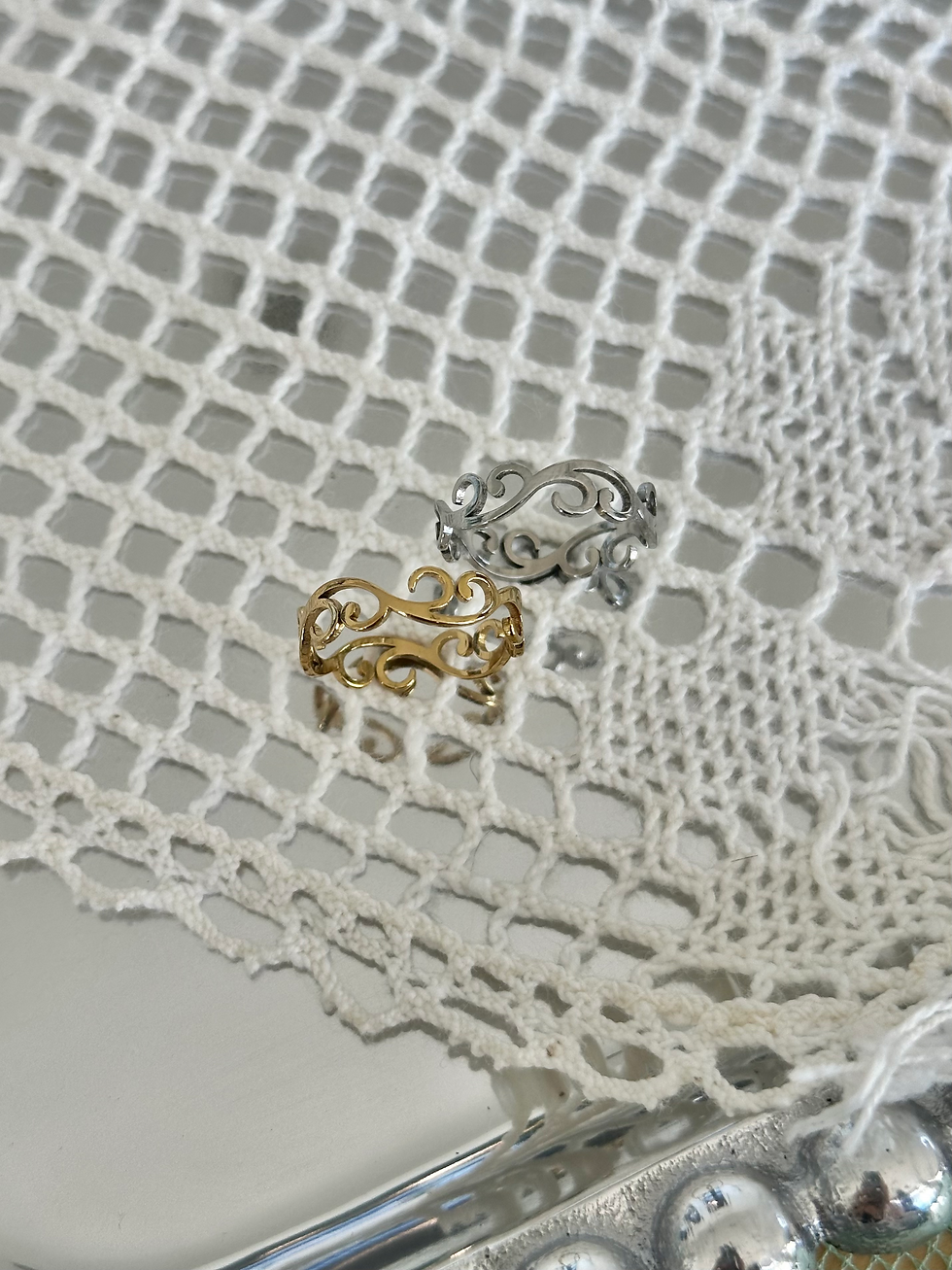 Thumbnail: Spring Swirls Ring Gold / Silver