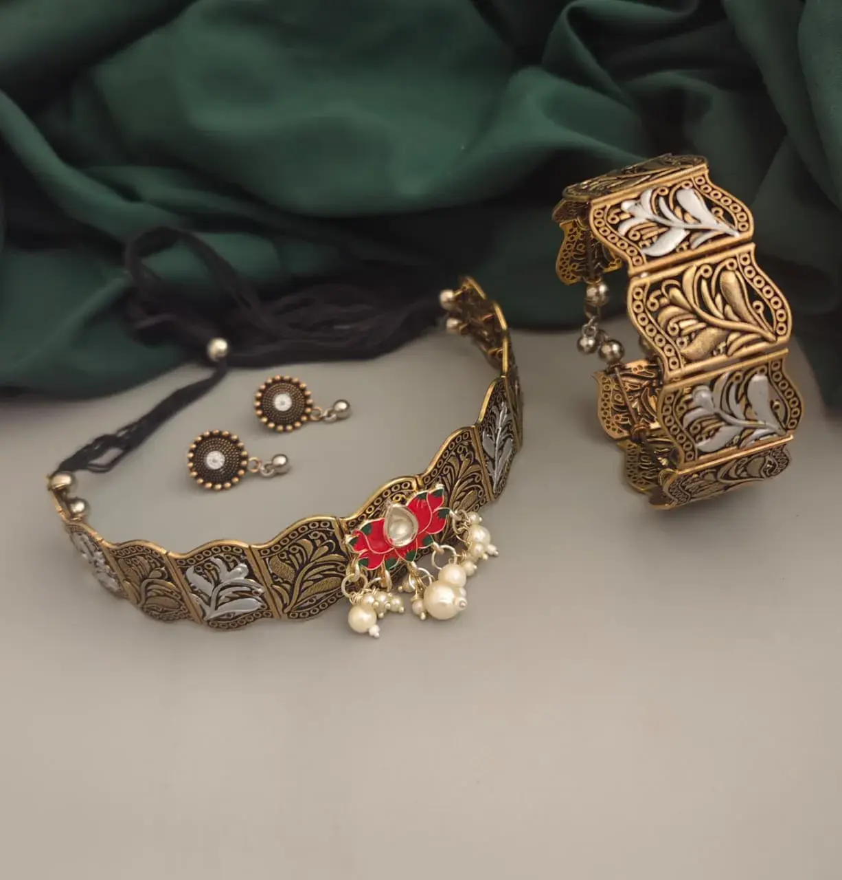 MAJESTA Oxidised Choker Necklace  Set